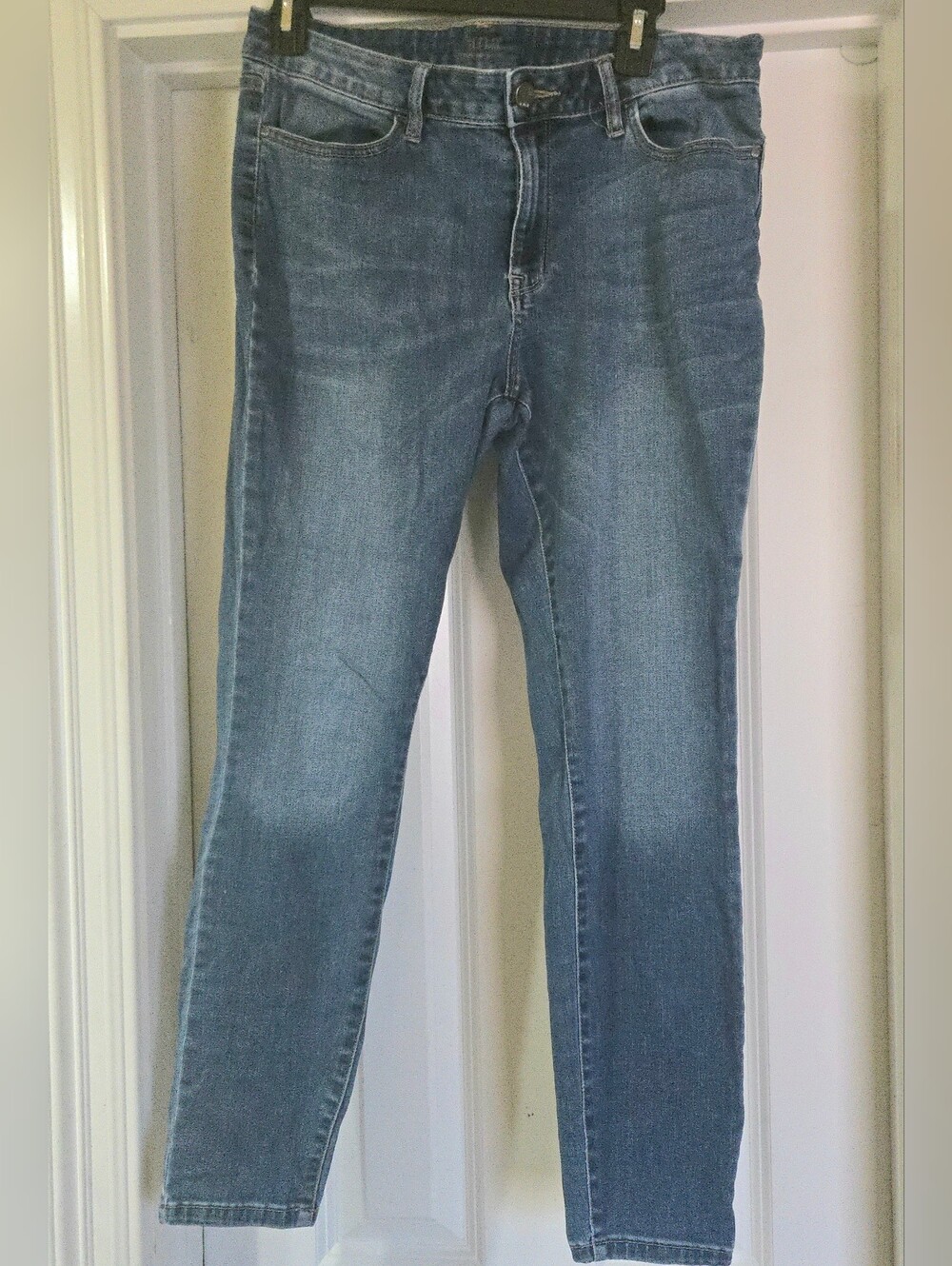 Classic a.n.a Women’s Blue Denim Jegging Jeans Stretchy Denim Size 14